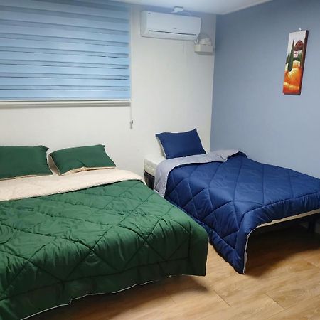 29 Play House Hotel Инчон Екстериор снимка