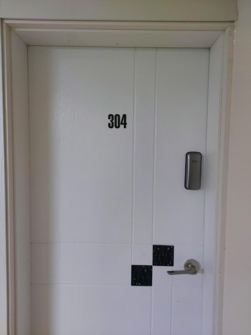 29 Play House Hotel Инчон Екстериор снимка