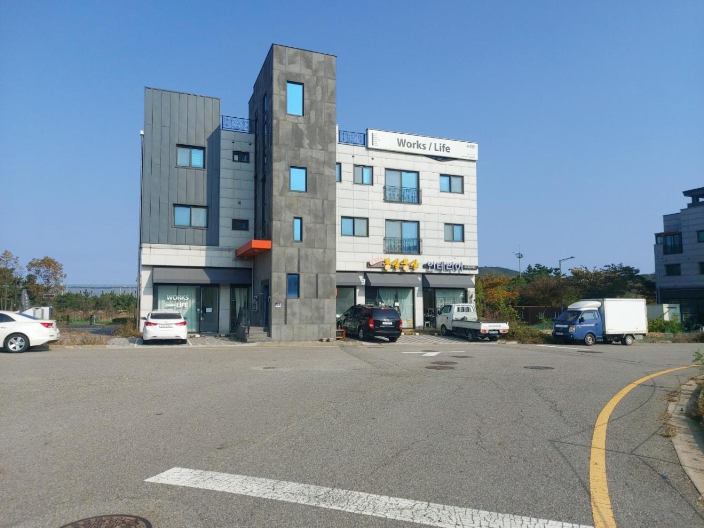 29 Play House Hotel Инчон Екстериор снимка