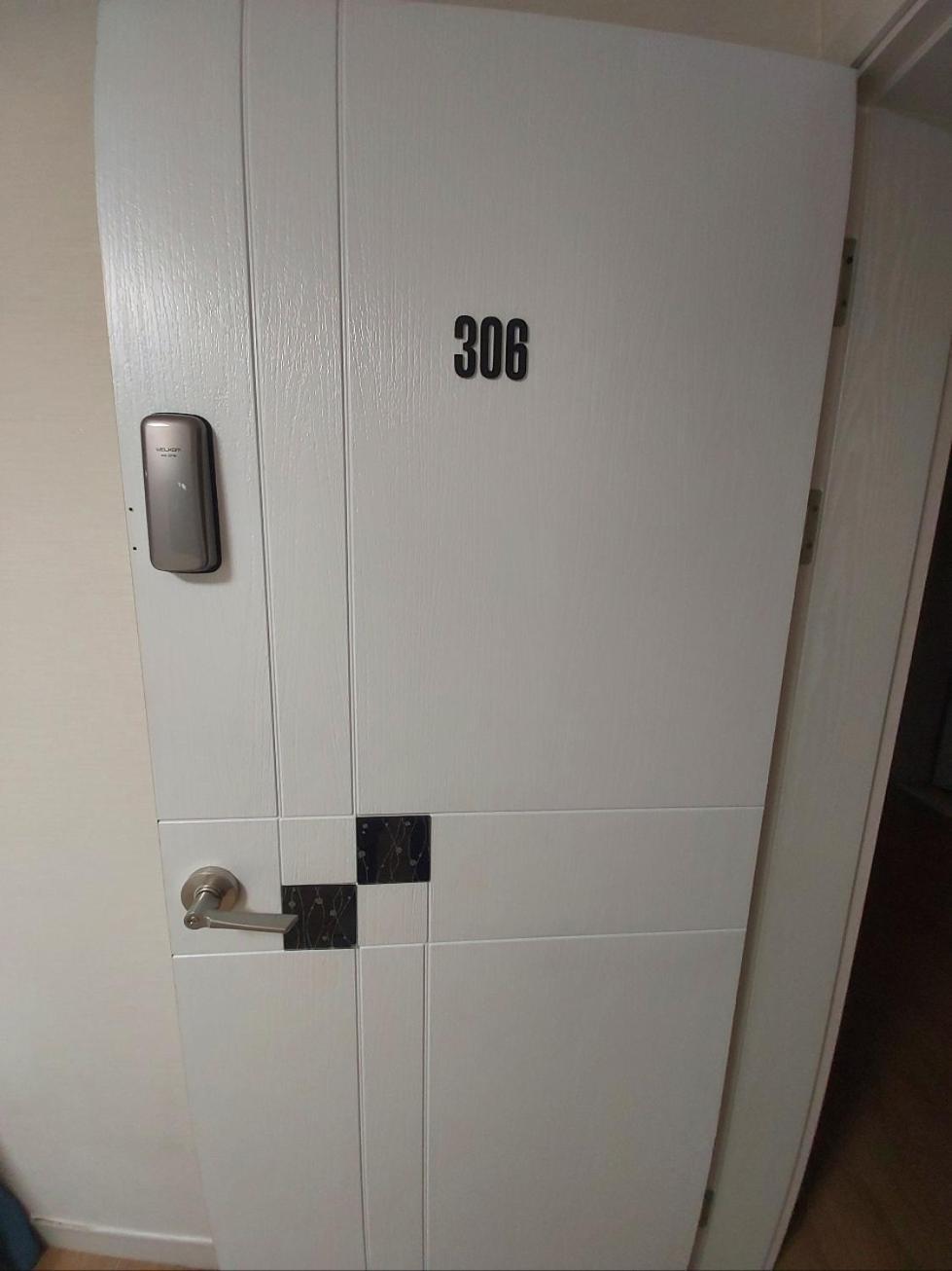 29 Play House Hotel Инчон Екстериор снимка